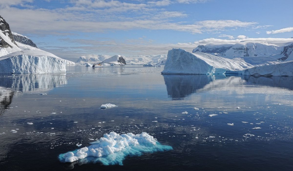Antarktisches Schelfeis wird weniger